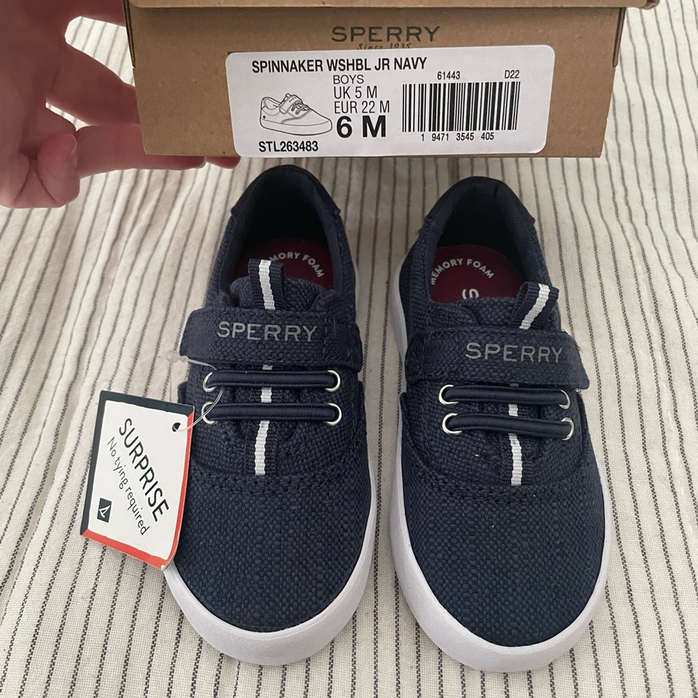 Sperry toddler sneaker